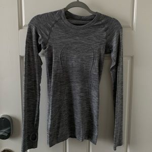 Lululemon form fitting athletic top (worn once)